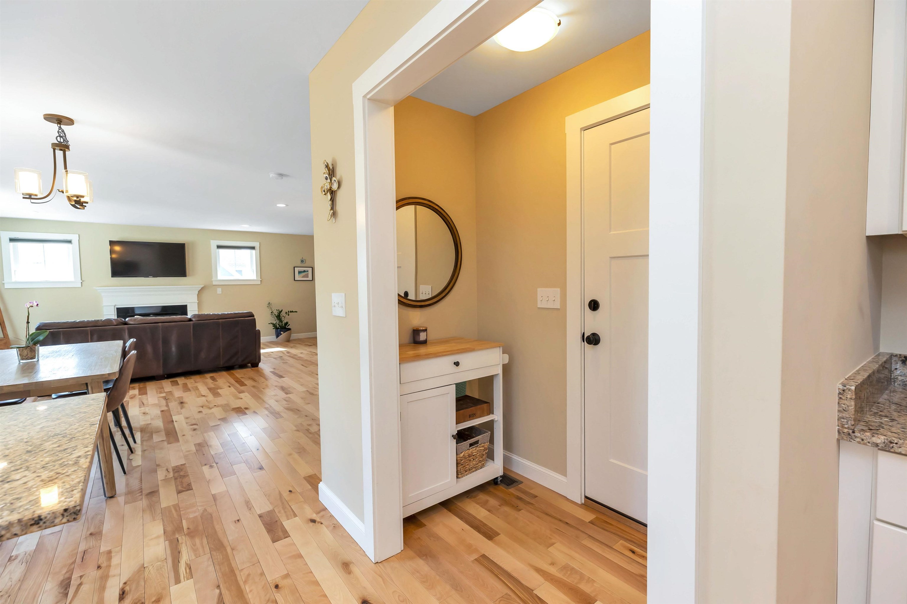 39 Calla Road Londonderry, NH 03053 - Photo 12 of 36