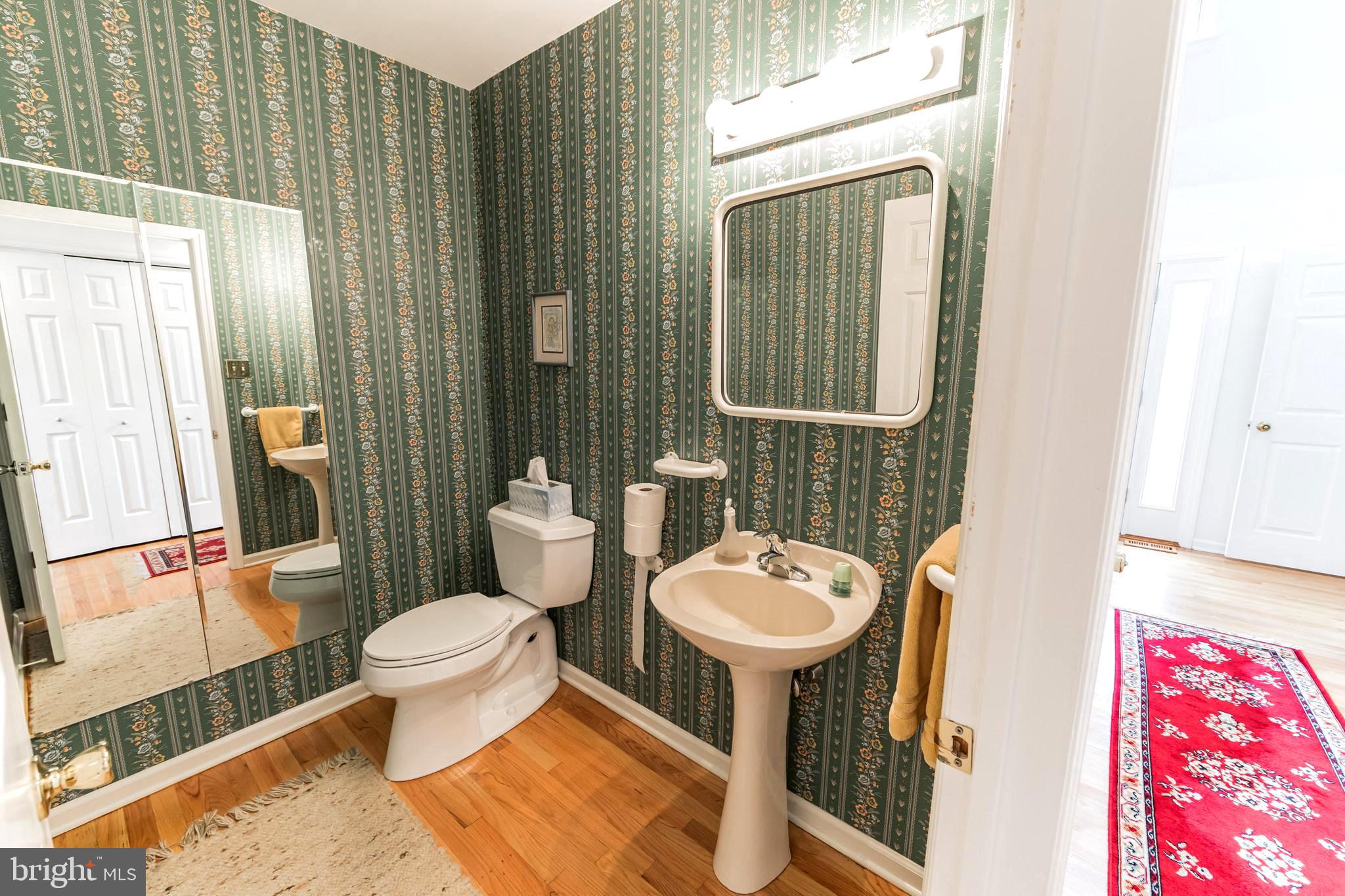 122 Stoney Ridge Road Landenberg, PA 19350 - Photo 12 of 29 1st floor powder room