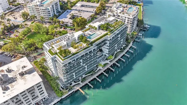 $6,825,000 | Bay Harbor Islands, Bay Harbor Islands, FL 33154