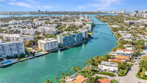 $6,825,000 | Bay Harbor Islands, Bay Harbor Islands, FL 33154