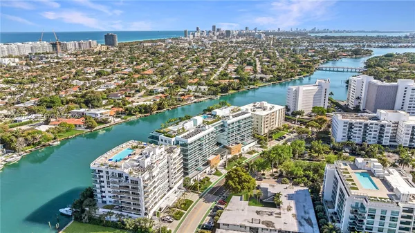 $6,825,000 | Bay Harbor Islands, Bay Harbor Islands, FL 33154