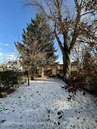 $1,800 | 210 North Bromley Avenue, Scranton, PA 18504
