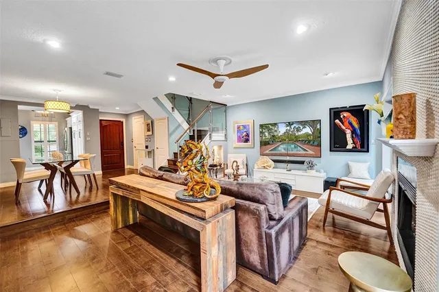 $895,000 | 810 Southeast 2nd Street, Unit F, Fort Lauderdale, FL 33301