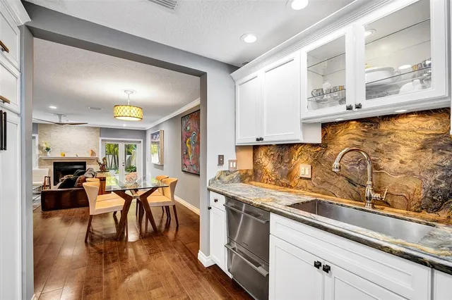 $895,000 | 810 Southeast 2nd Street, Unit F, Fort Lauderdale, FL 33301