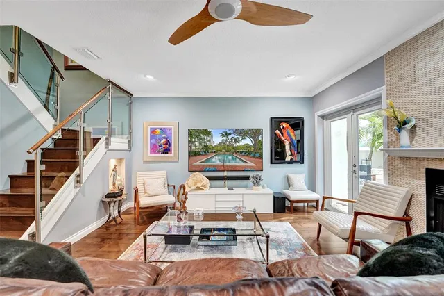 $895,000 | 810 Southeast 2nd Street, Unit F, Fort Lauderdale, FL 33301