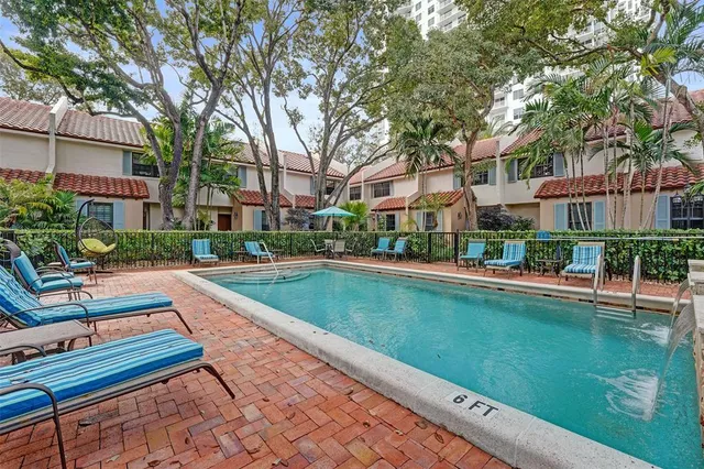 $895,000 | 810 Southeast 2nd Street, Unit F, Fort Lauderdale, FL 33301