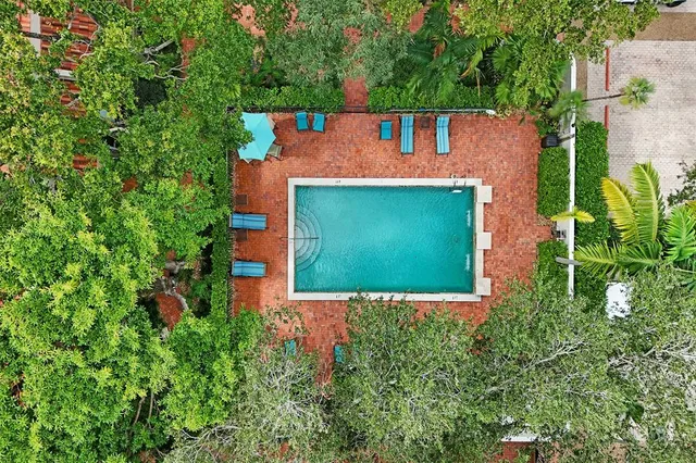 $895,000 | 810 Southeast 2nd Street, Unit F, Fort Lauderdale, FL 33301