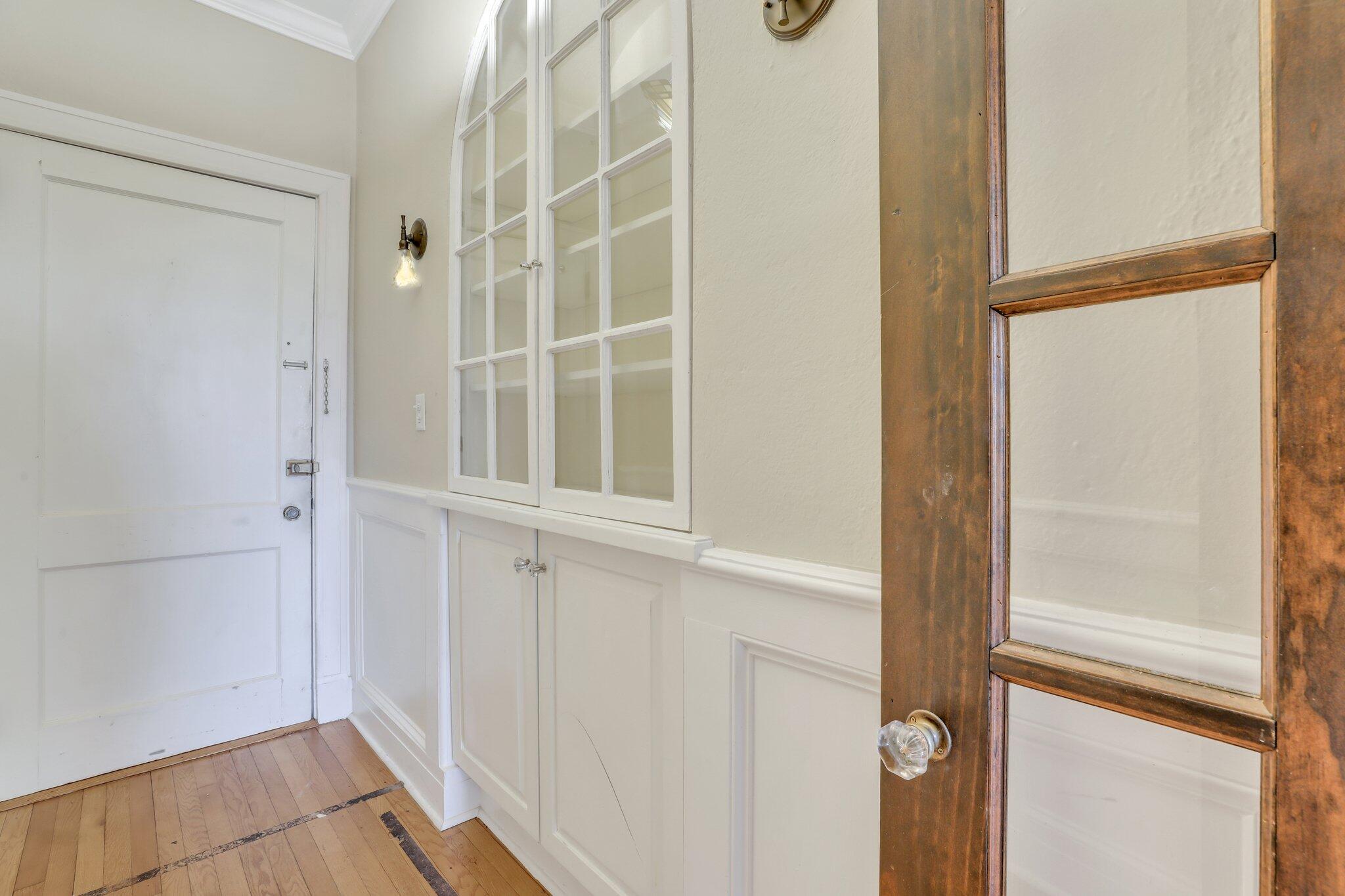 63 Rutledge Avenue, Unit 8 Charleston, SC 29401 - Photo 6 of 30 2-web-or-mls-4T8A1723