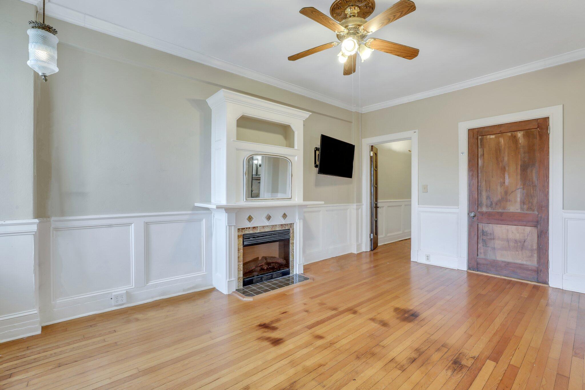 63 Rutledge Avenue, Unit 8 Charleston, SC 29401 - Photo 10 of 30 6-web-or-mls-4T8A1743