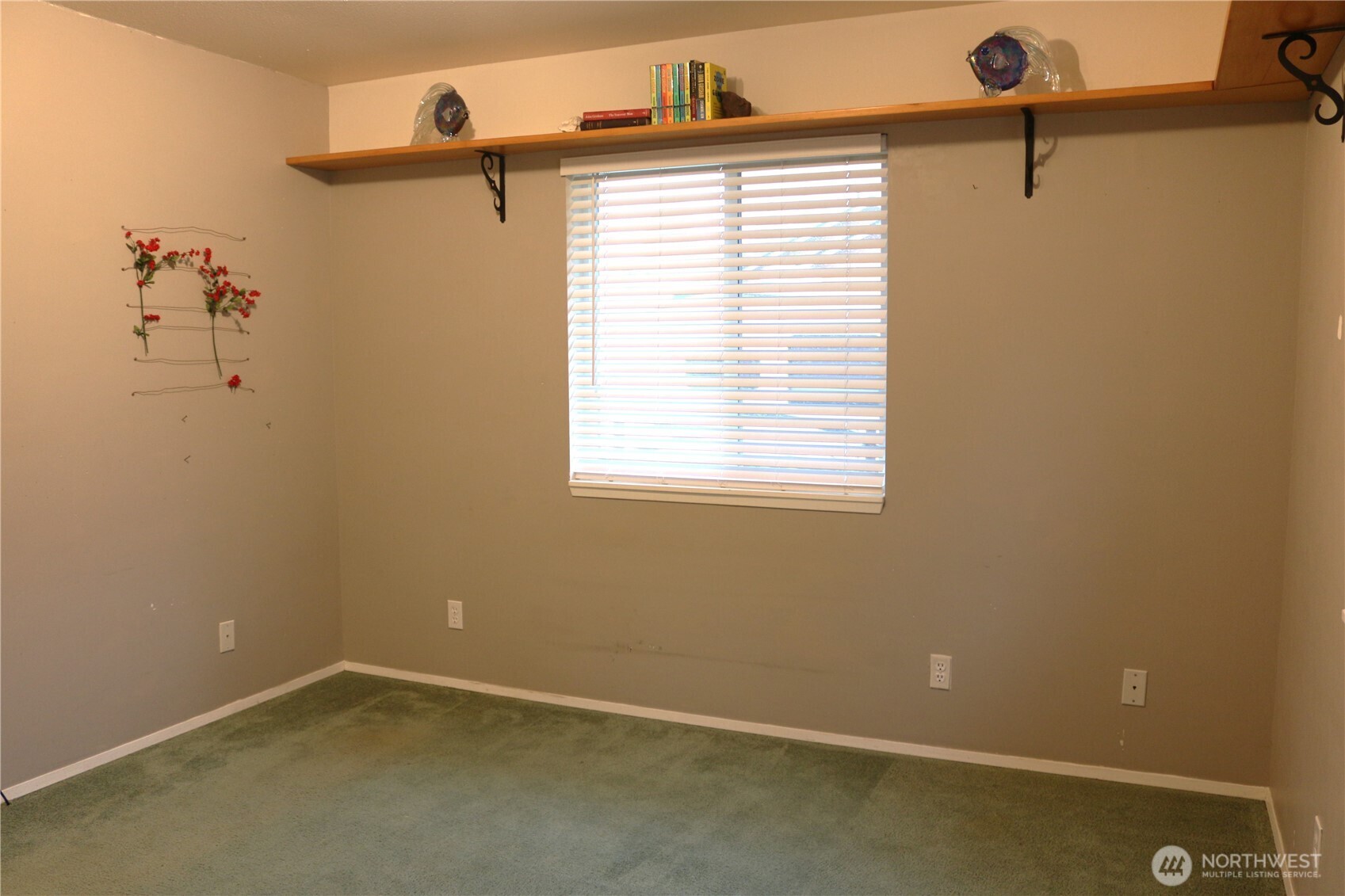 137 Spruce Loop Southwest Ocean Shores, WA 98569 - Photo 20 of 37