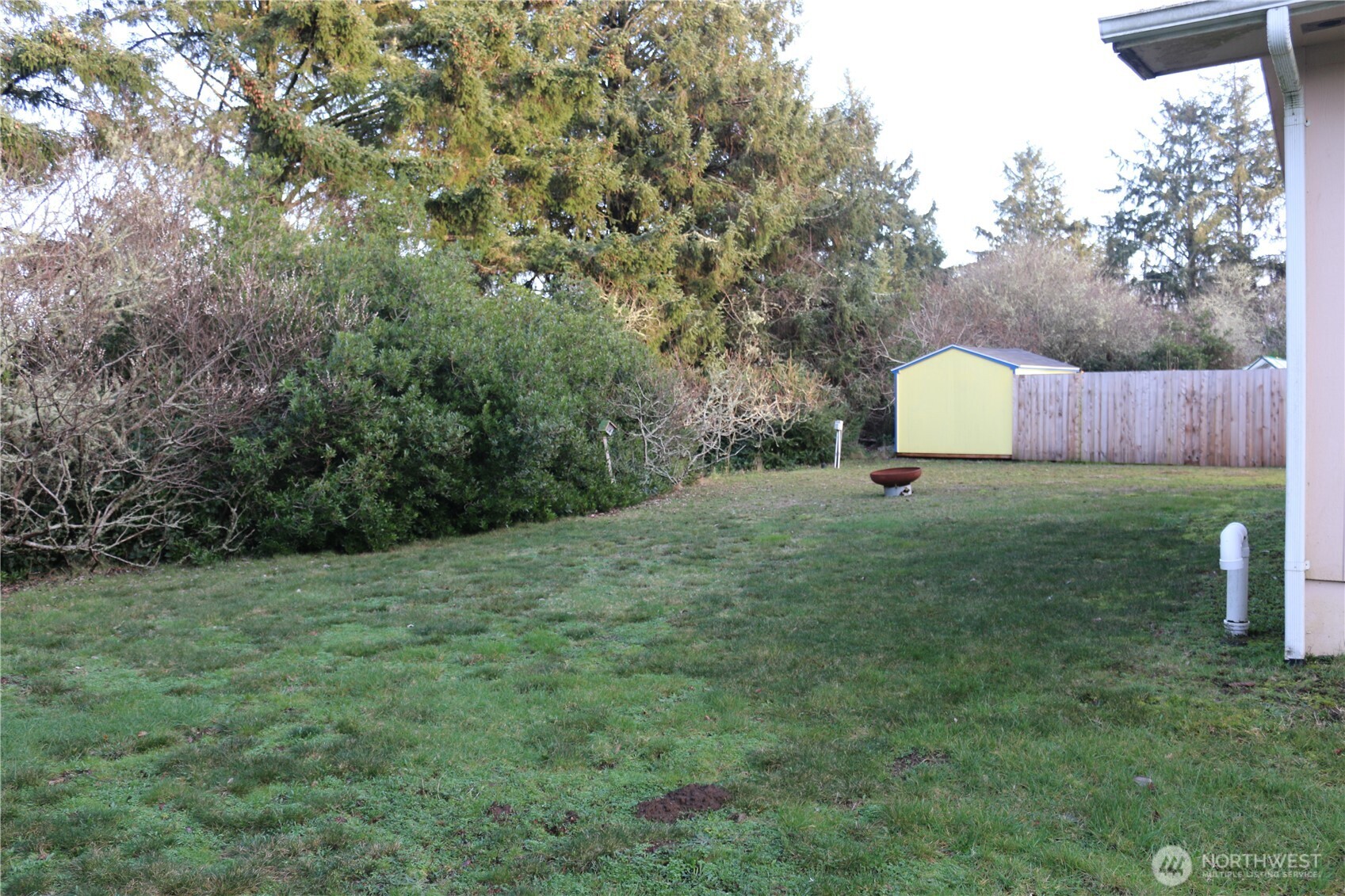 137 Spruce Loop Southwest Ocean Shores, WA 98569 - Photo 33 of 37