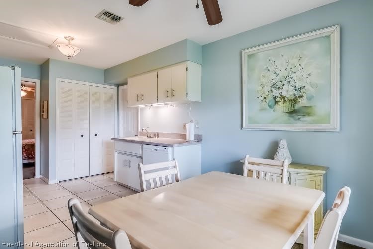 7705 Valencia Road Sebring, FL 33876 - Photo 5 of 37 Gallery Image 5
