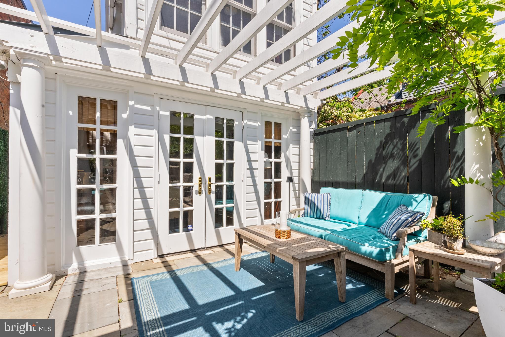 2708 O Street Northwest Washington, DC 20007 - Photo 3 of 12