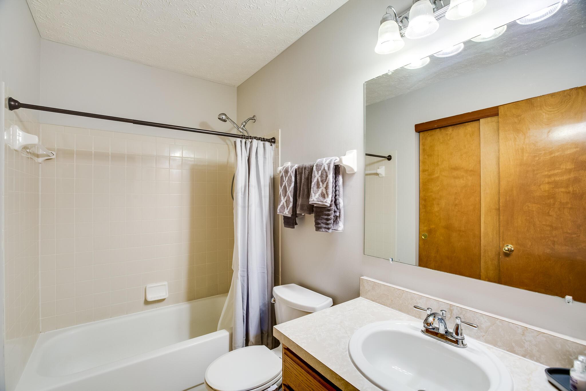 115 Cambridge Road Delaware, OH 43015 - Photo 32 of 40 Cambridge-144