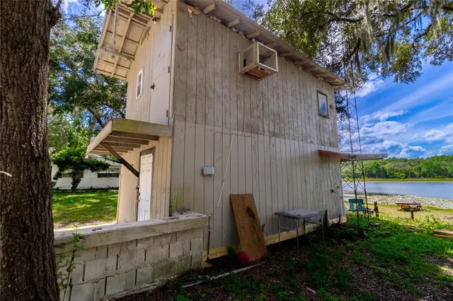 $110,000 | 335 County Road 315, Interlachen, FL 32148