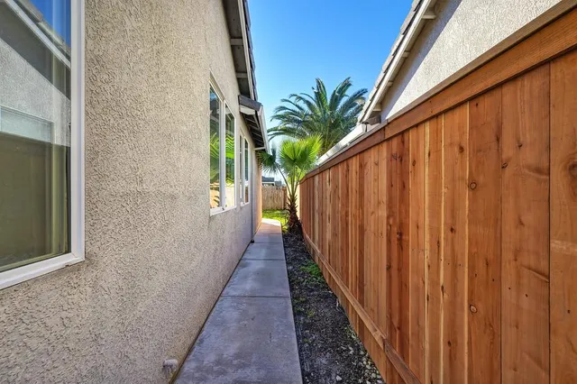 a view of a wooden fence