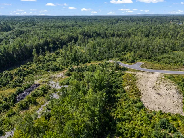 $789,000 | Lot 2 Commerce Drive, Buxton, ME 04093