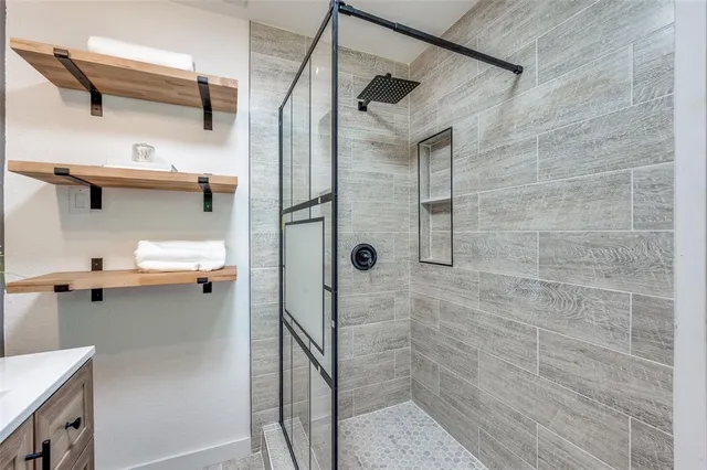 $327,000 | 909 Lexington Drive, Irving, TX 75061