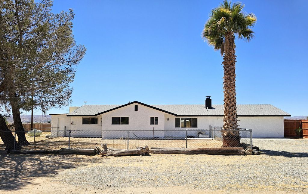 420 South Yorktown Street Ridgecrest, CA 93555 - Photo 43 of 46