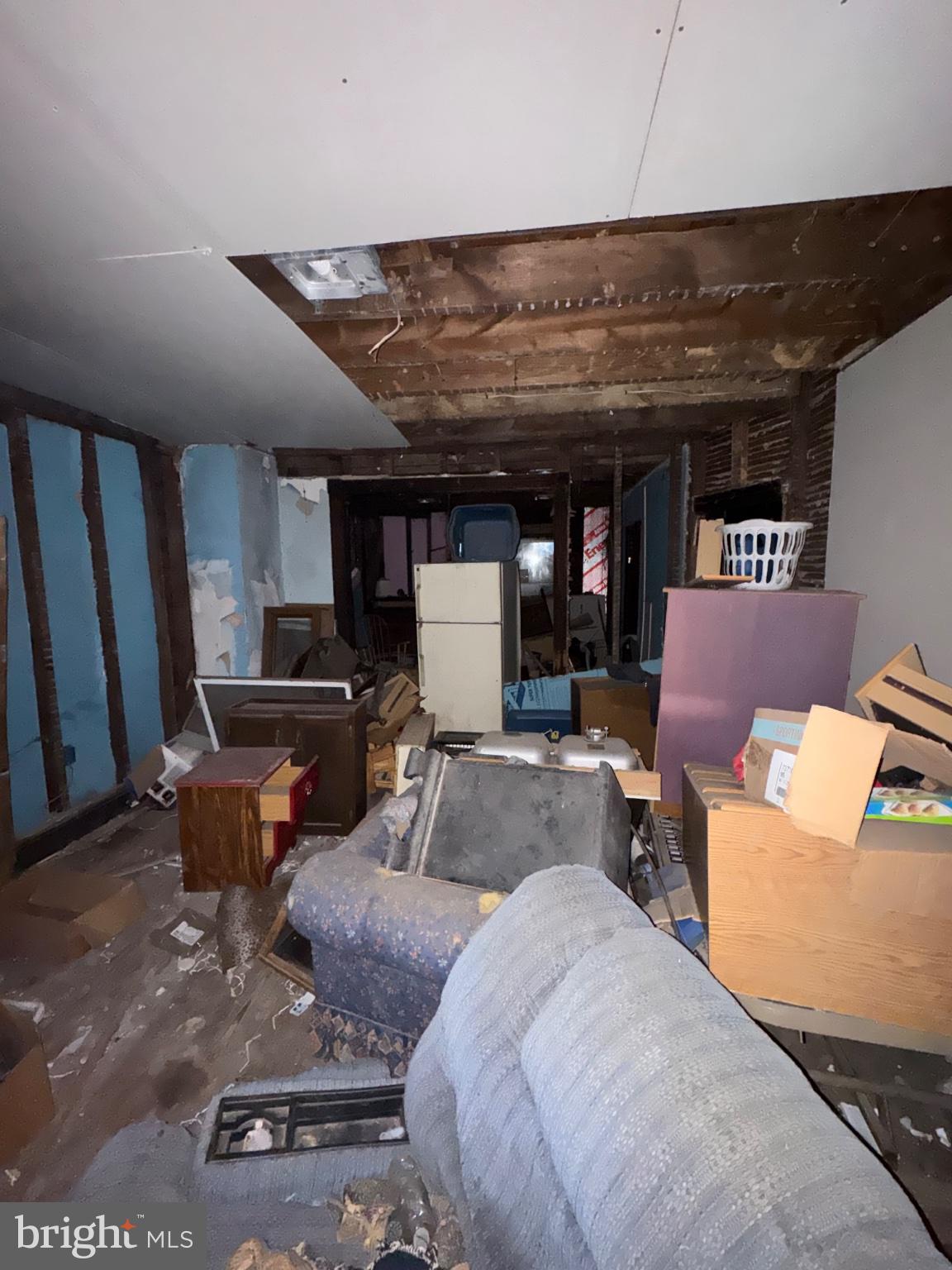 1007 Catasauqua Road Whitehall, PA 18052 - Photo 9 of 14 Cluttered space awaiting transformation.