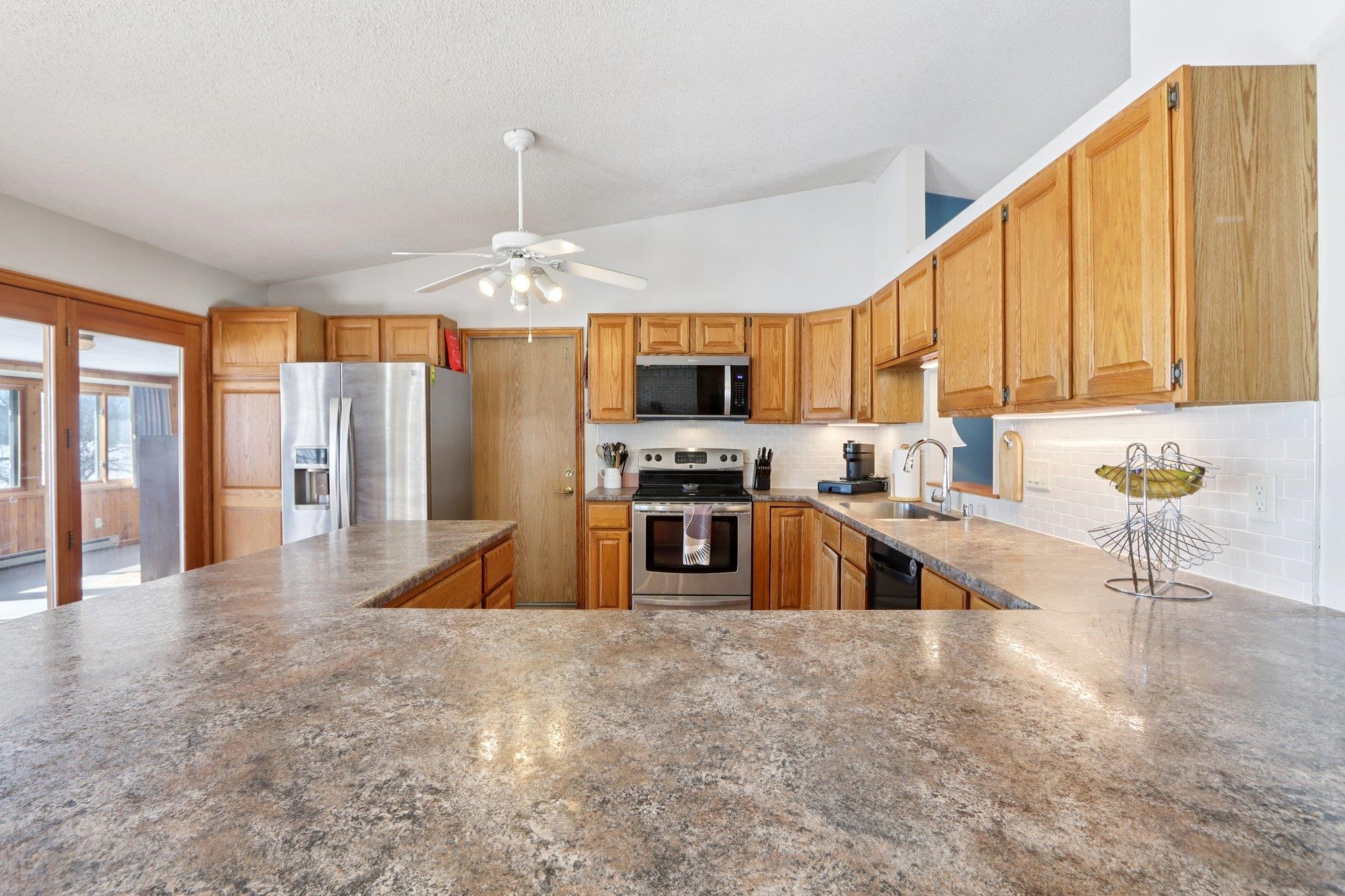 5501 Comanche Way Madison, WI 53704 - Photo 15 of 74