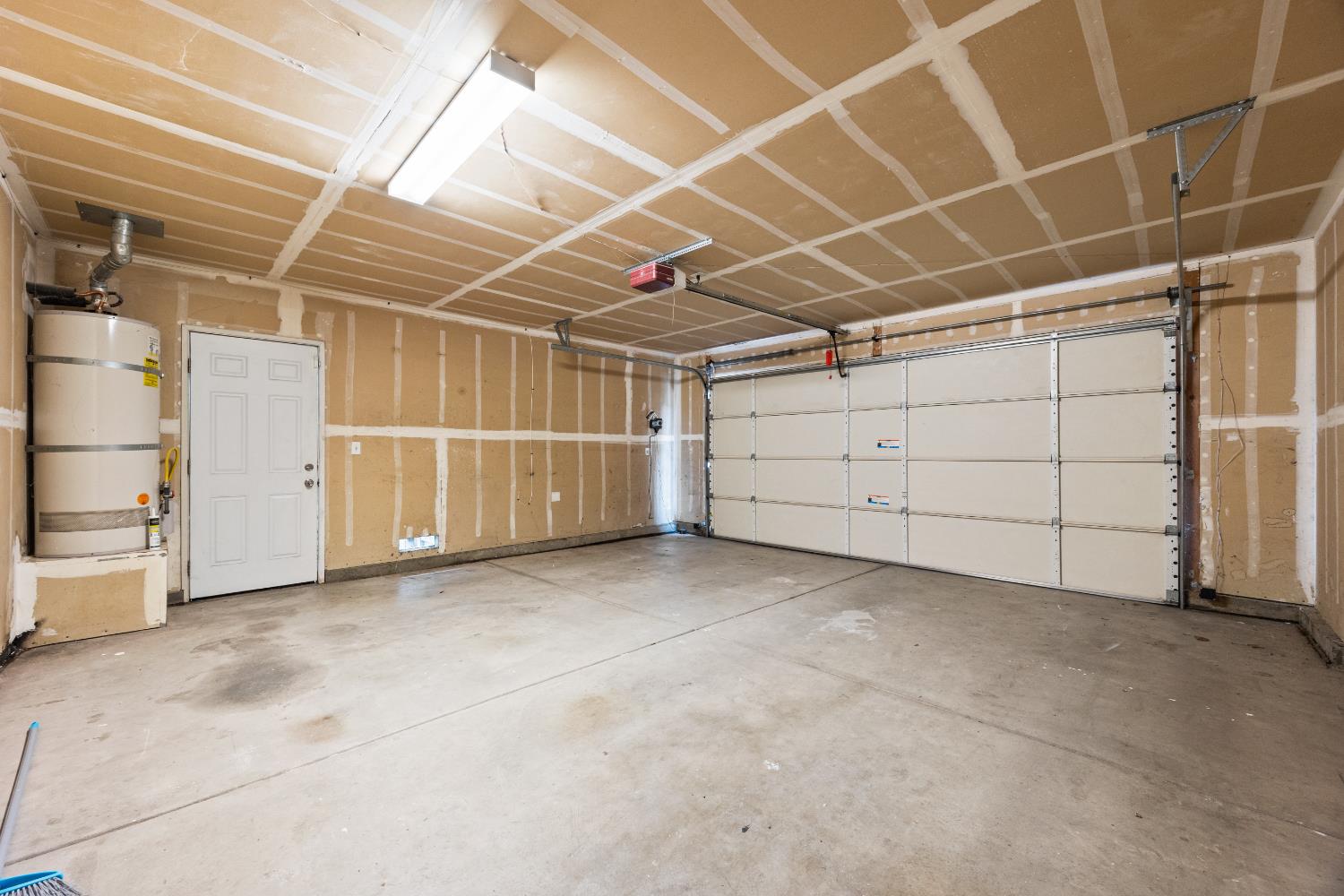 8926 Generations Court Elk Grove, CA 95758 - Photo 21 of 23 a view of garage