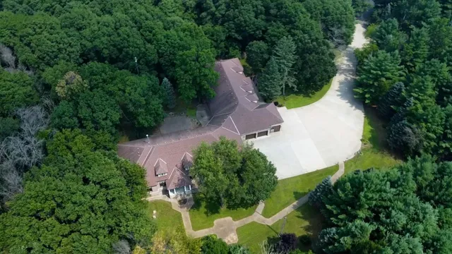 $1,400,000 | 26366 Xylite Street Northeast, Isanti, MN 55040