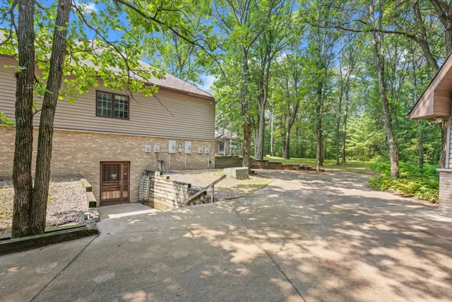 $1,400,000 | 26366 Xylite Street Northeast, Isanti, MN 55040