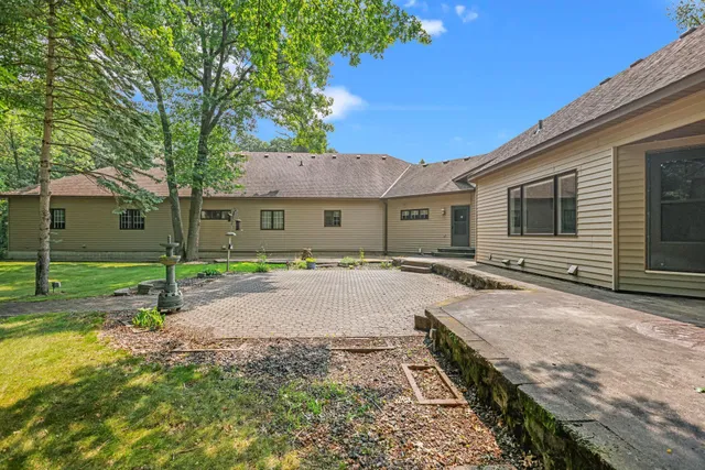 $1,400,000 | 26366 Xylite Street Northeast, Isanti, MN 55040