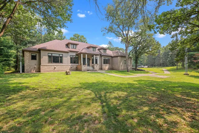 $1,400,000 | 26366 Xylite Street Northeast, Isanti, MN 55040