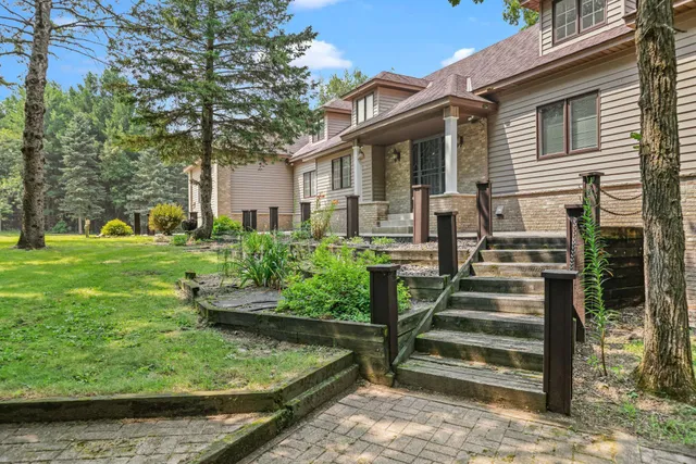 $1,400,000 | 26366 Xylite Street Northeast, Isanti, MN 55040