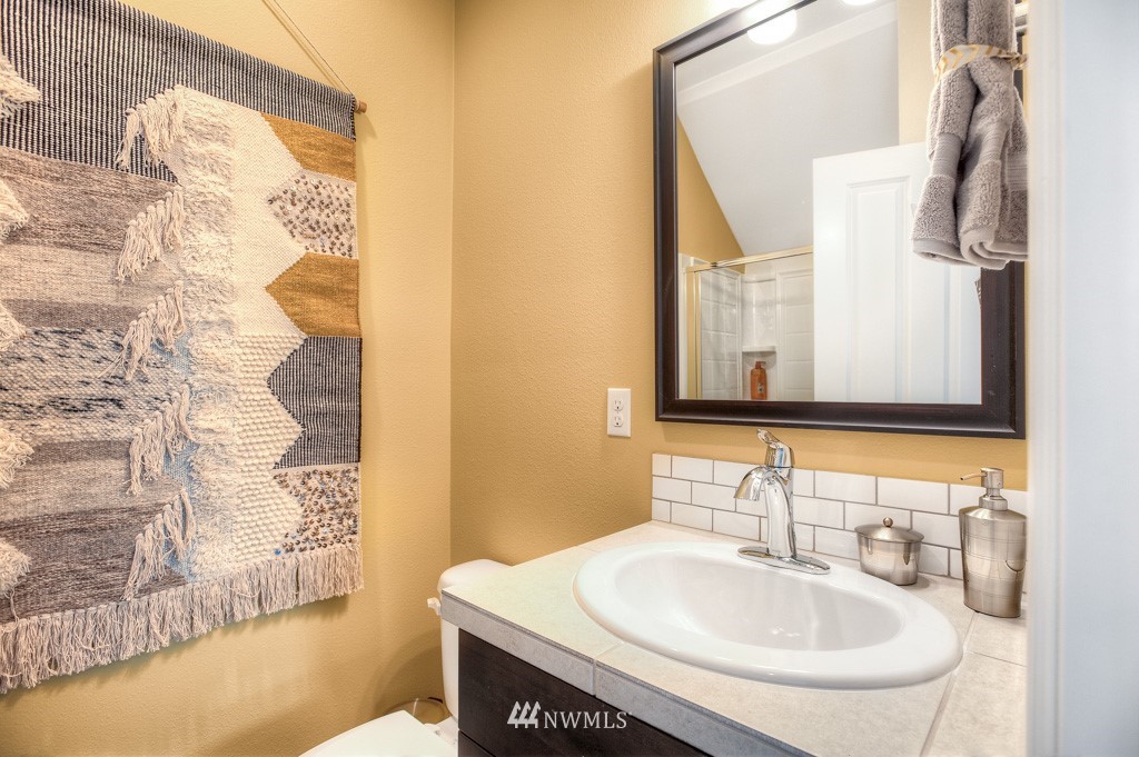20334 85th Place Northeast, Unit 6 Bothell, WA 98011 - Photo 11 of 25 Gallery Image 11