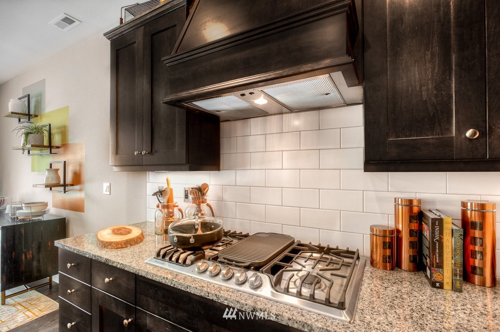 20334 85th Place Northeast, Unit 6 Bothell, WA 98011 - Photo 4 of 25 Gallery Image 4