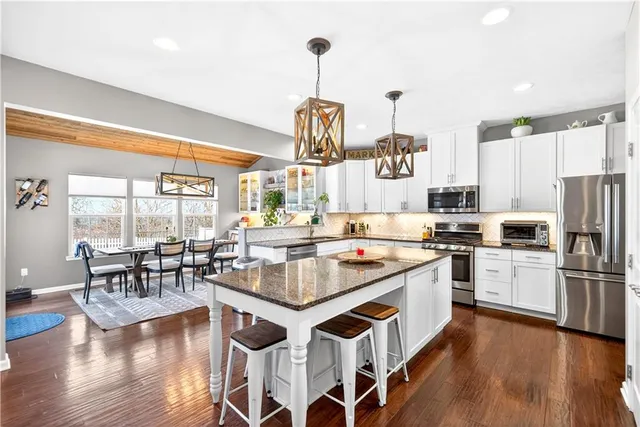 $599,000 | 452 Fox Ridge Drive, Canonsburg, PA 15317