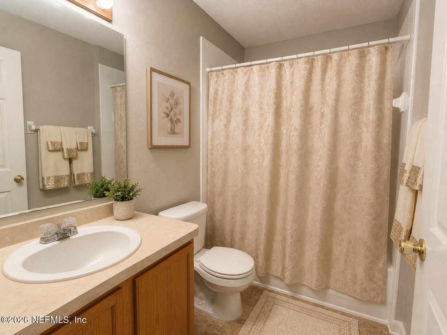 5260 Collins Road, Unit 106 Jacksonville, FL 32244 - Photo 18 of 20 Hall Bath