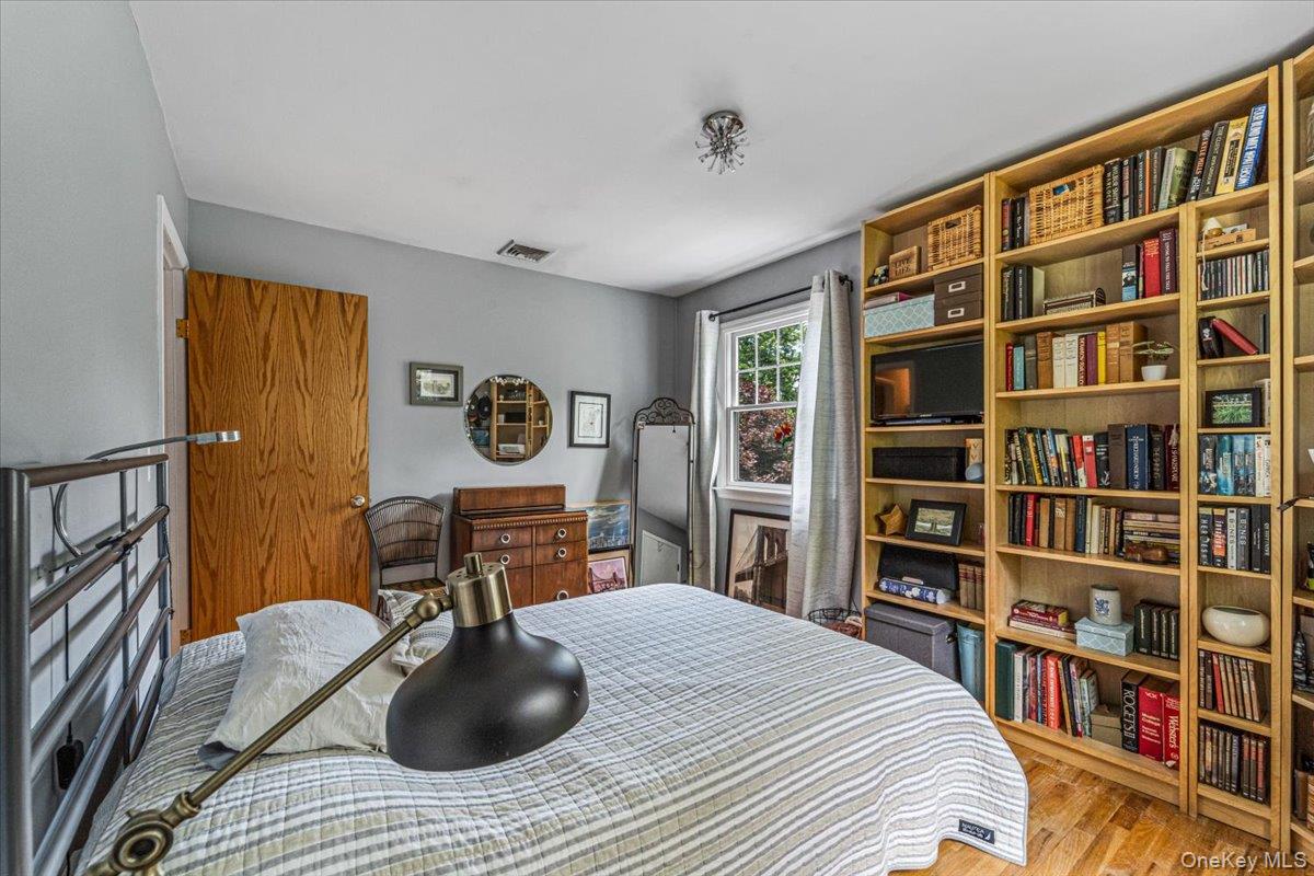 94 Hess Road Valley Cottage, NY 10989 - Photo 20 of 34