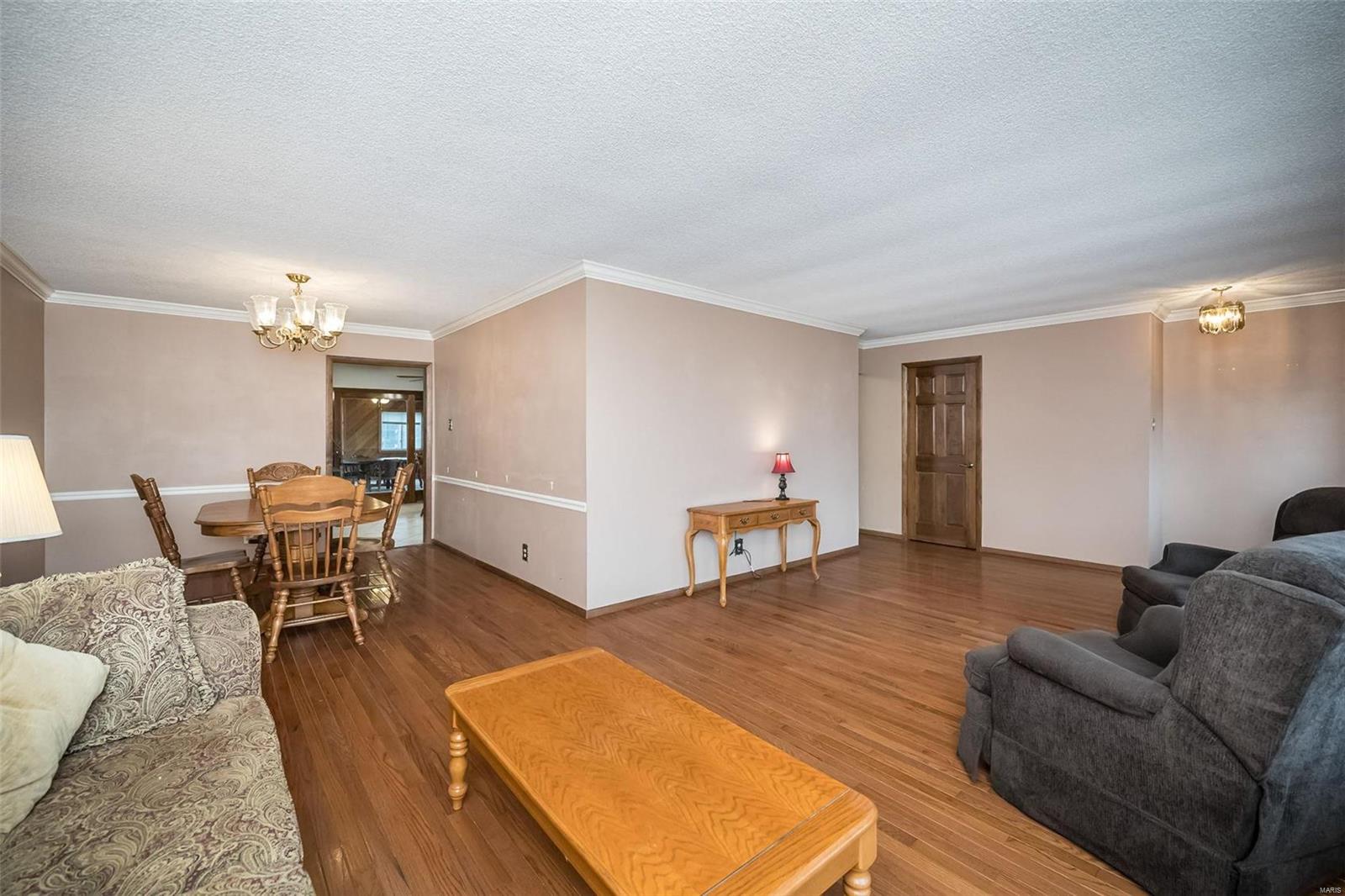 66 Strecker Road Ellisville, MO 63011 - Photo 4 of 26 Gallery Image 4