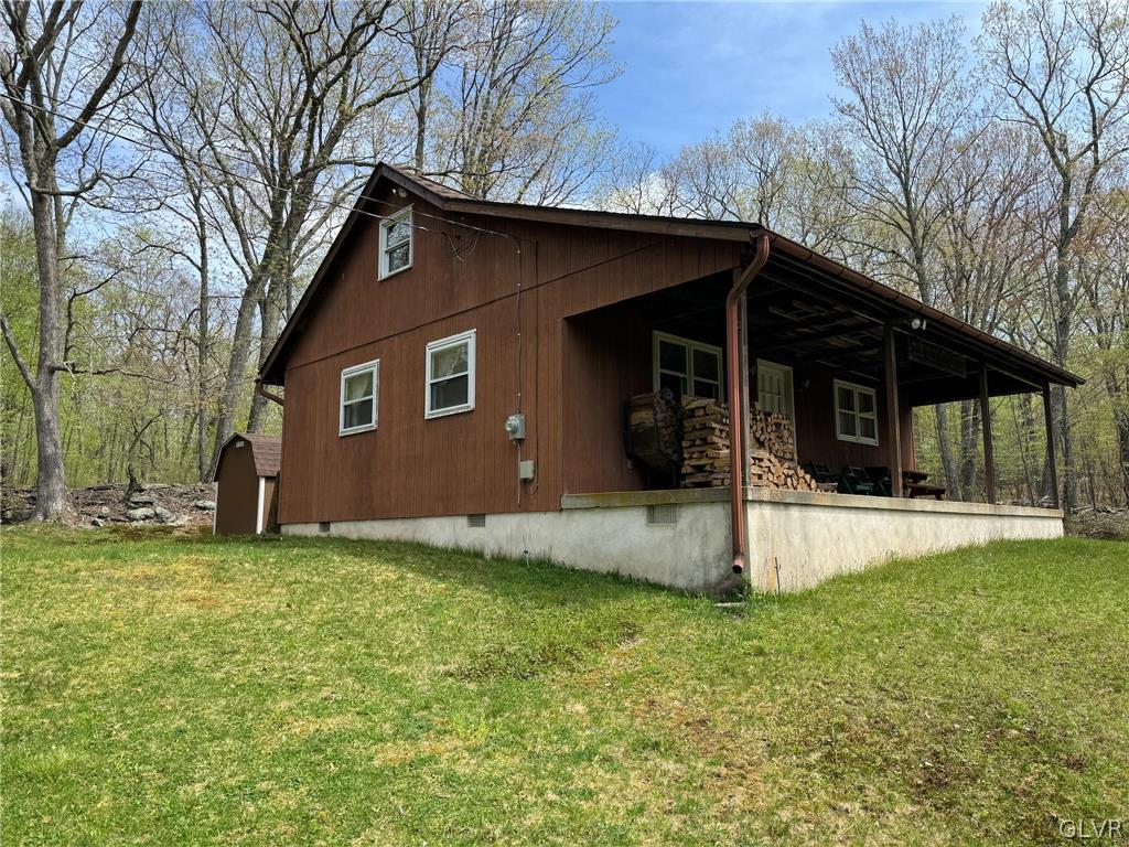 6360 Bushkill Circle Bushkill, PA 18371 - Photo 2 of 20 Gallery Image 2