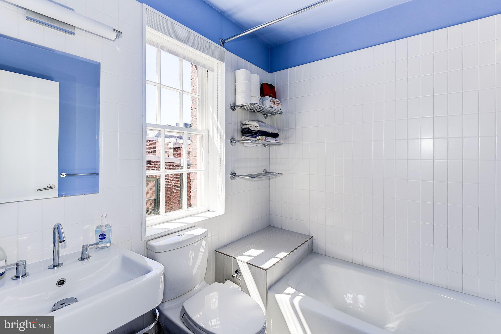 2019 R Street Northwest Washington, DC 20009 - Photo 37 of 49 Third Bedroom Suite