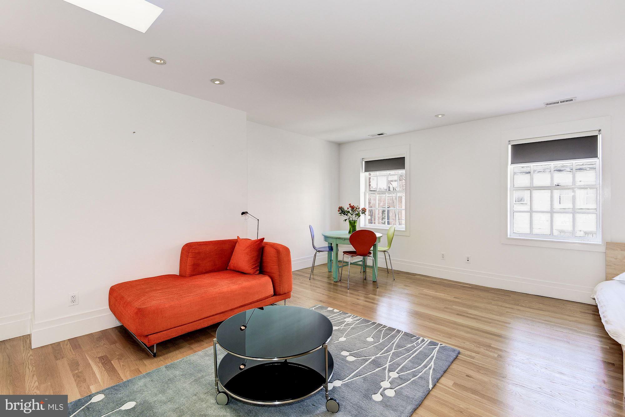 2019 R Street Northwest Washington, DC 20009 - Photo 39 of 49 Fourth Bedroom/Au Pair Suite