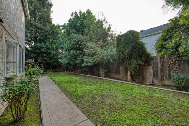 $425,000 | 8665 North Cedar Avenue, Unit 150, Fresno, CA 93720