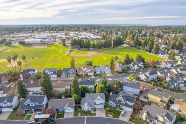 $425,000 | 8665 North Cedar Avenue, Unit 150, Fresno, CA 93720