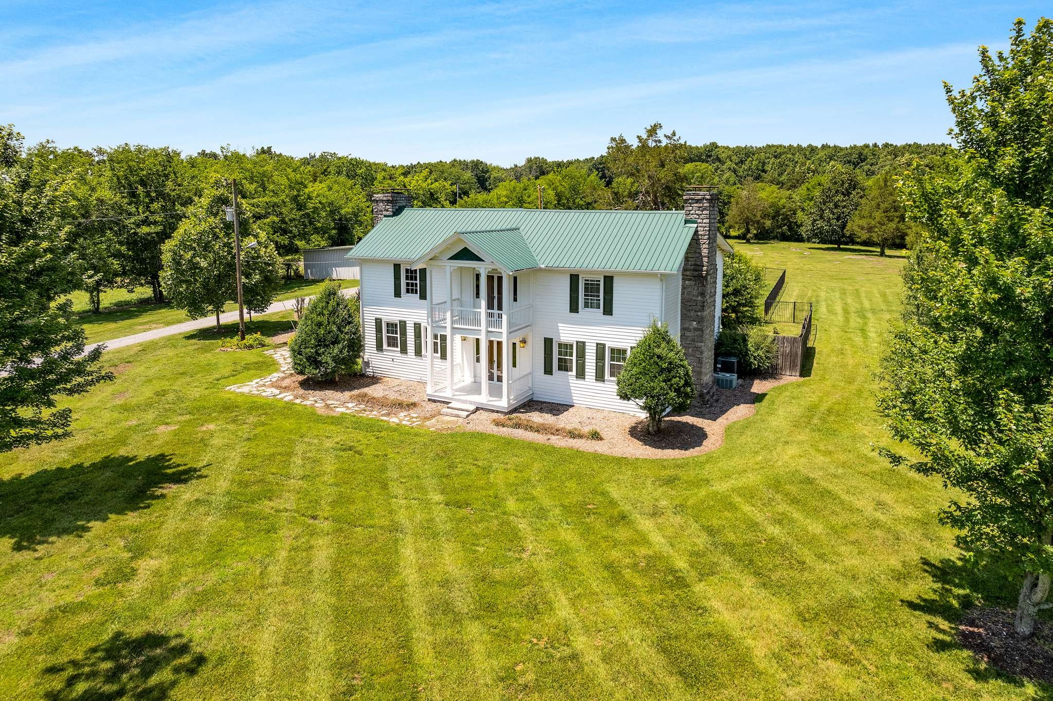 245 Edd Joyce Road Bell Buckle, TN 37020 - Photo 3 of 31 Gallery Image 3