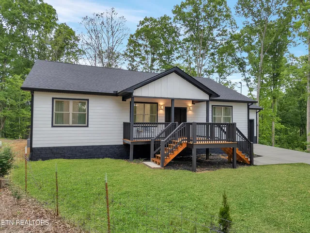 $450,000 | 1395 Willow Creek Lane, Sevierville, TN 37876