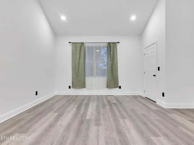 $450,000 | 1395 Willow Creek Lane, Sevierville, TN 37876