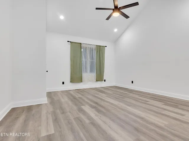 $450,000 | 1395 Willow Creek Lane, Sevierville, TN 37876