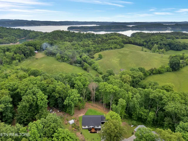 $450,000 | 1395 Willow Creek Lane, Sevierville, TN 37876