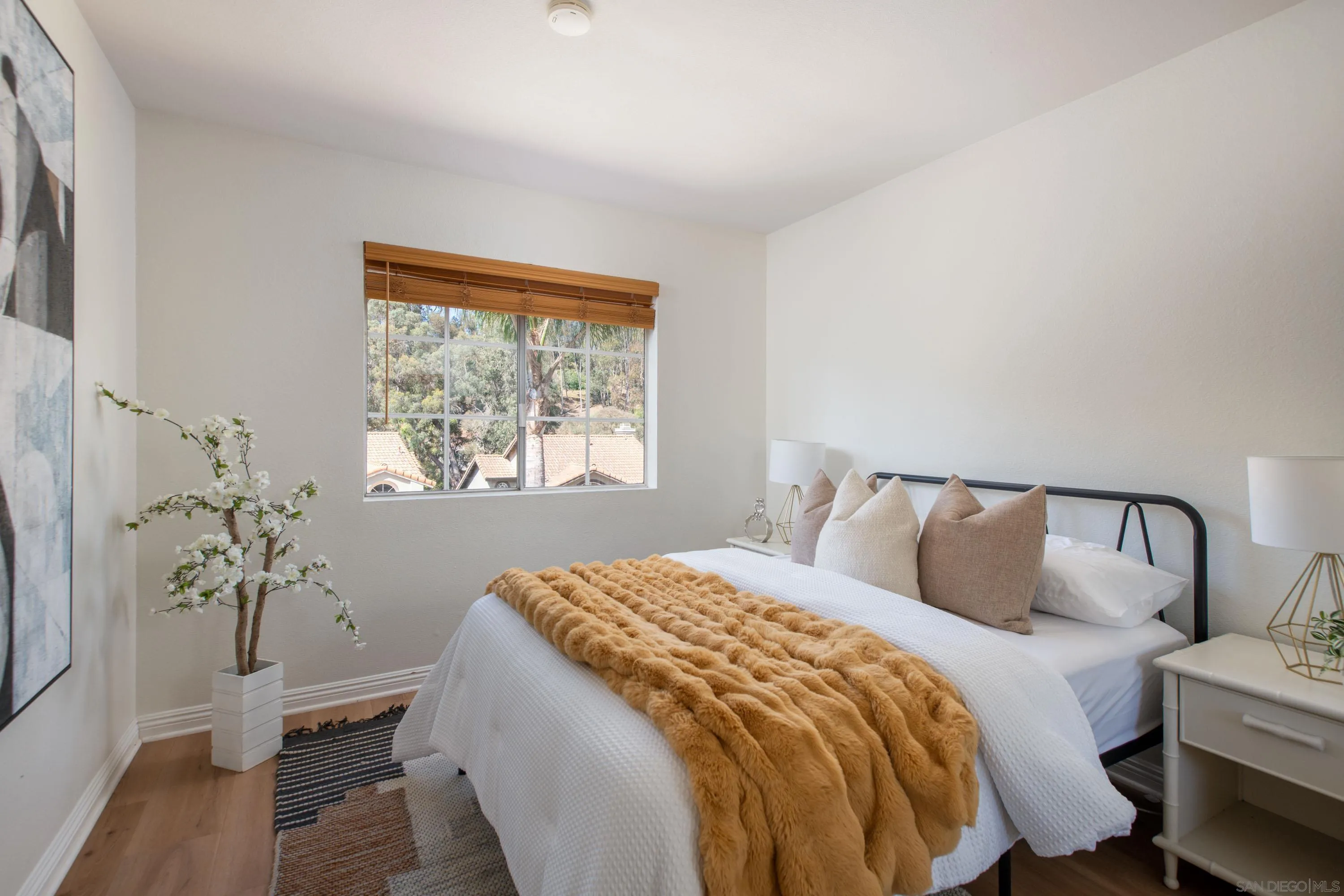 2794 Woodwind Road Carlsbad, CA 92008 - Photo 17 of 39