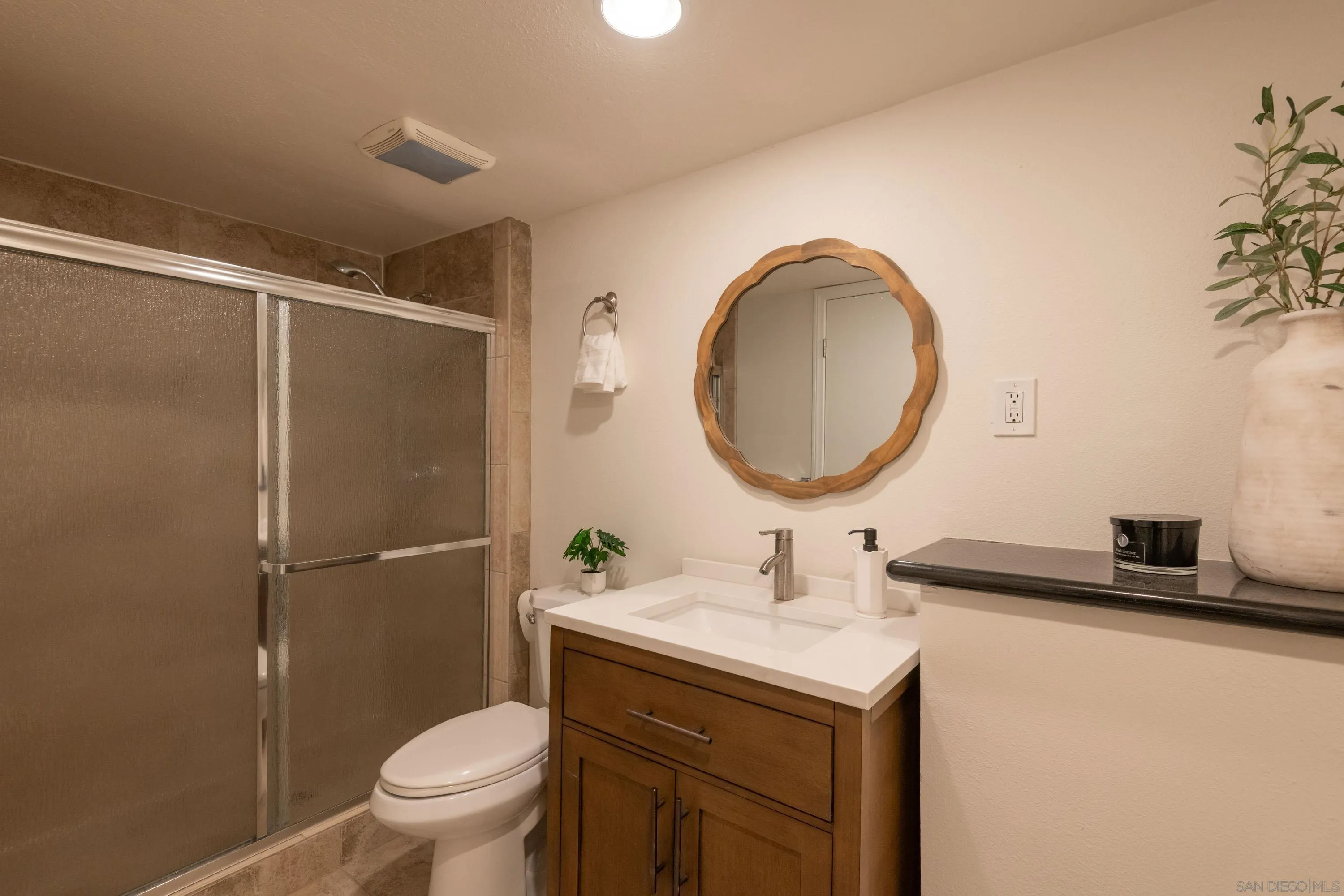 2794 Woodwind Road Carlsbad, CA 92008 - Photo 26 of 39 ADU Bathroom