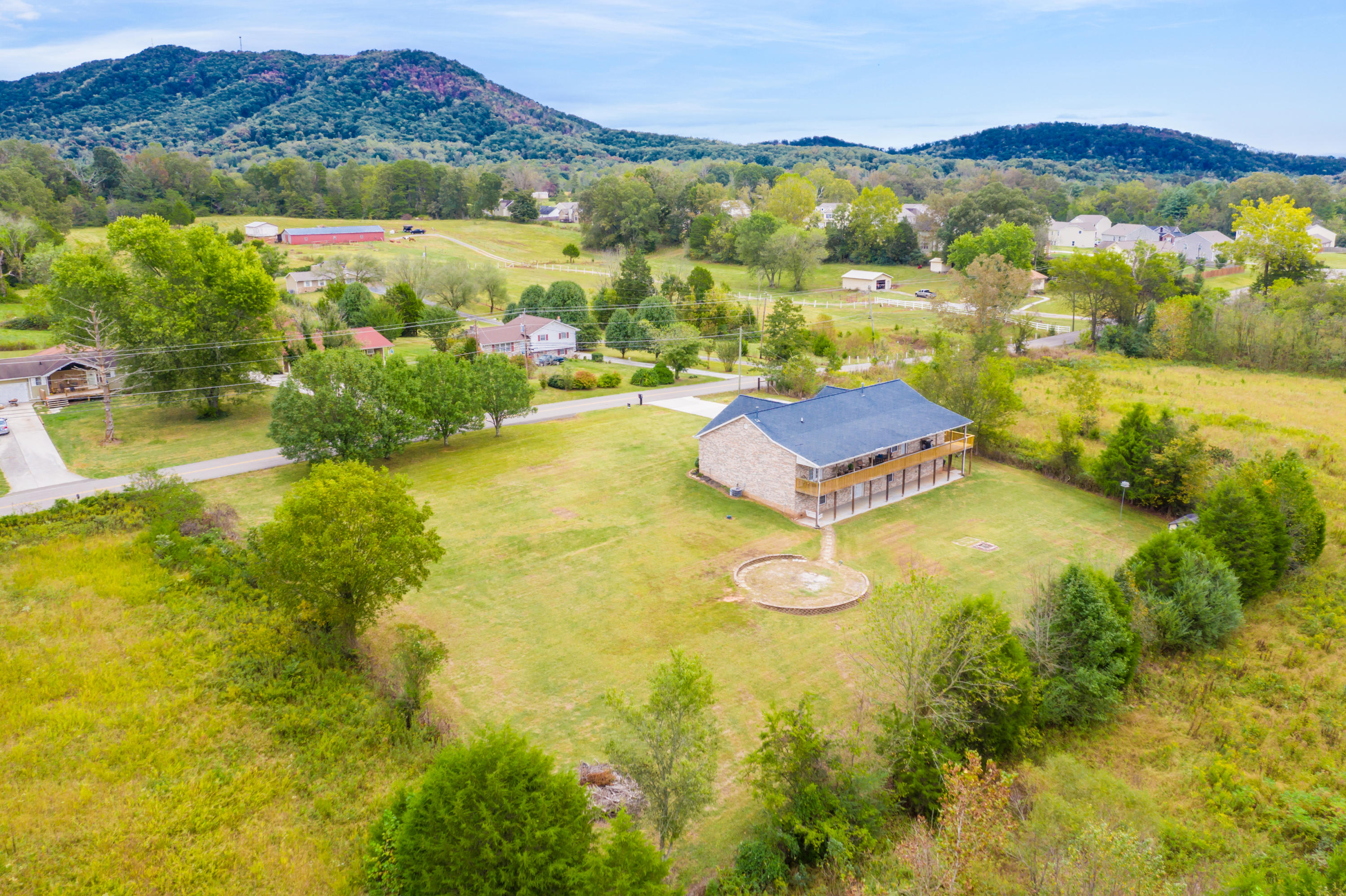 5521 Roberts Road Corryton, TN 37721 - Photo 37 of 40 5521Roberts1-22